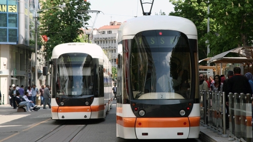 Eskişehir’de tramvay seferleri aksadı: 7 hatta ulaşım durdu